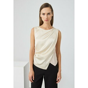 Ai tB[h fB[X TVc gbvX Top - champaigne