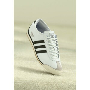 AfB_XIWiX Y Xj[J[ V[Y ITALIA 70S UNISEX - Trainers - footwear white/core black/grey one