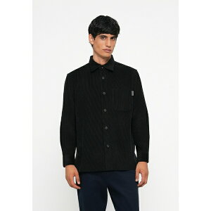 g~[ qtBK[ Y Vc gbvX OVERSHIRT - Shirt - black