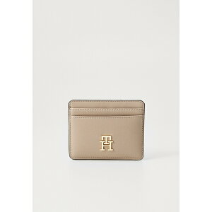 g~[ qtBK[ fB[X z ANZT[ FEMININE CC HOLDER - Wallet - coastal taupe