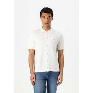 g~[ qtBK[ Y T_ V[Y ESSENTIAL SHIRT - Shirt - ivory petal