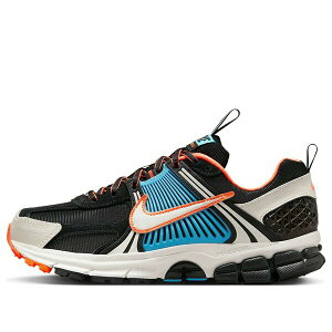 Nike �i�C�L ���f�B�[�X �X�j�[�J�[ Black/Light Bone/Blue/Total Orange �y(WMNS) Nike Air Zoom Vomero 5 'Blue Total Orange' FZ3963-010�z �T�C�Y US_9.5(26.5cm)