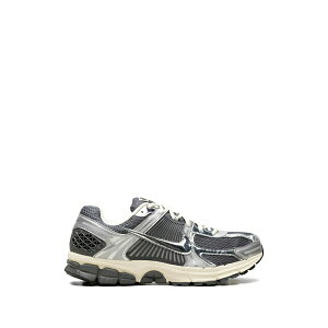 �i�C�L �����Y �X�j�[�J�[ �V���[�Y Zoom vomero 5 iron grey chrome sneakers Grey
