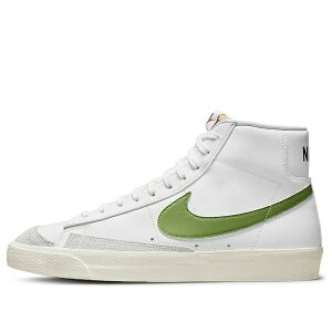 Nike �i�C�L �����Y �X�j�[�J�[ �yNike Blazer Mid '77 Vintage 'White Chlorophyll' BQ6806-116�z �T�C�Y US_M_15