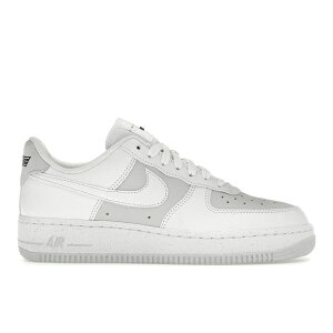 Nike �i�C�L ���f�B�[�X �X�j�[�J�[ �yNike Air Force 1 Low '07 LX White Photon Dust Women's)�z �T�C�Y US_7.5(24.5cm) White/Light Smoke Grey/Phantom Dust/White