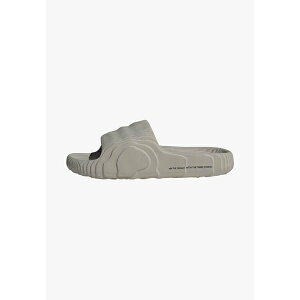 AfB_XIWiX fB[X T_ V[Y ISLAND CLUB ADILETTE 22 - Pool slides - light brown/light brown/core black