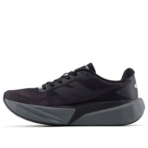 New Balance �j���[�o�����X ���f�B�[�X �X�j�[�J�[ �y(WMNS)New Balance FuelCell Rebel v5 'Black Castlerock' WFCXLO5�z �T�C�Y US_W_10.5