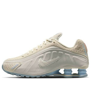 Nike �i�C�L ���f�B�[�X �X�j�[�J�[ �y(WMNS) Nike Shox R4 'Pale Ivory' IH3572-110�z �T�C�Y US_W_11.5