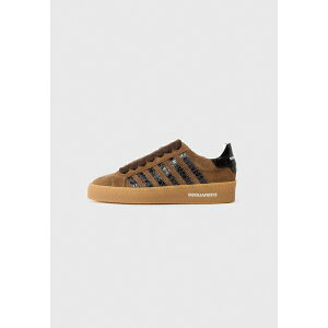 fB[XNGA[h Y Xj[J[ V[Y Trainers - marrone