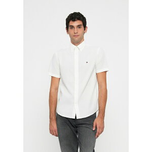 g~[ qtBK[ Y Vc gbvX CORE FLEX SHIRT - Shirt - optic white