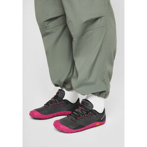 ������ ���f�B�[�X �t�B�b�g�l�X �X�|�[�c VAPOR GLOVE 6 - Road running shoes - grey/pink