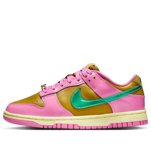 Nike �i�C�L ���f�B�[�X �X�j�[�J�[ Playful Pink/Multi-Color/Bronzine/Clear Jade/Luminous Green �y(WMNS) Nike x PARRIS GOEBEL Dunk Low 'Playful Pink' FN2721-600�z �T�C�Y US_W_12