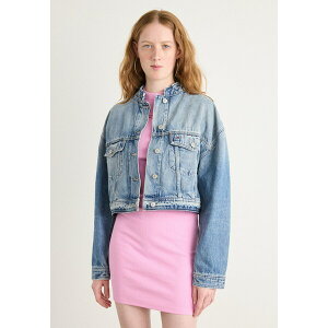 g~[qtBK[ fB[X WPbgu] AE^[ CROP TRUCKER JACKET - Denim jacket - denim light