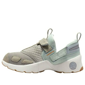Jordan �W���[�_�� ���f�B�[�X �X�j�[�J�[ �y(WMNS) Air Jordan Trunner LX 'Corduroy' IM6661-981�z �T�C�Y US_W_12