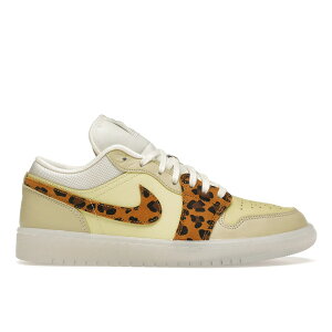 Jordan �W���[�_�� ���f�B�[�X �X�j�[�J�[ �yJordan 1 Low SNKRS Day (Women's)�z �T�C�Y US_8.5(25.5cm) White/Yellow-Clear-Leopard