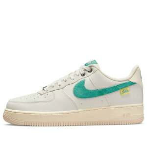 Nike �i�C�L �����Y �X�j�[�J�[ White/Green �yNike Air Force 1 '07 LV8 'Test of Time' DO5876-100�z �T�C�Y US_12.5(30.5cm)