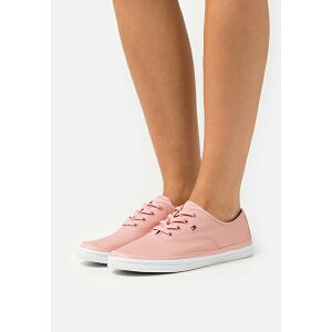 g~[ qtBK[ fB[X Xj[J[ V[Y ESSENTIAL KESHA LACE - Trainers - soothing pink
