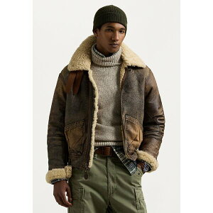 t[ Y WPbgu] AE^[ LEATHER-TRIM SHEARLING BOMBER JACKET - Leather jacket - brown earth