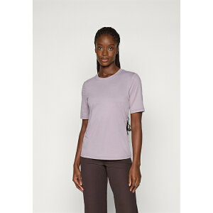 I[vC fB[X tBbglX X|[c ONPJINTO ON TRAIN TEE - Basic T-shirt - gray ridge