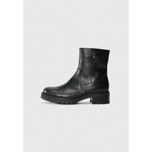 K{[ RtH[g fB[X u[c V[Y Classic ankle boots - schwarz