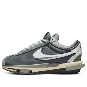 Nike �i�C�L �����Y �X�j�[�J�[ �yNike x sacai Zoom Cortez SP 'Iron Grey' DQ0581-001�z �T�C�Y US_6(24.0cm)