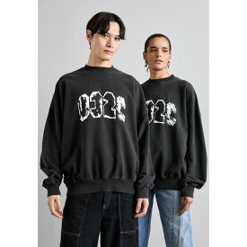 ゼロスリーツーシー メンズ パーカー・スウェットシャツ アウター ETERNAL BUBBLE CREWNECK UNISEX - Sweatshirt - faded black