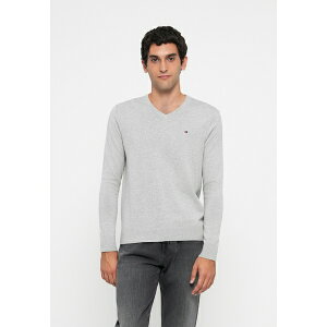 �g�~�[ �q���t�B�K�[ �����Y �j�b�g&�Z�[�^�[ �A�E�^�[ ESSENTIAL V NECK - Jumper - light grey heather