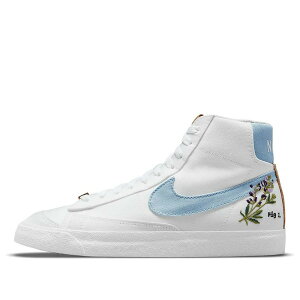 Nike �i�C�L ���f�B�[�X �X�j�[�J�[ White/Obsidian/Multi-Color �y(WMNS) Nike Blazer Mid '77 SE 'Indigo' DC9265-100�z �T�C�Y US_8.5(25.5cm)