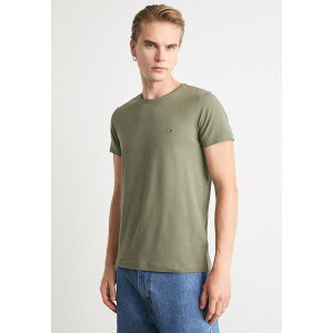 g~[ qtBK[ Y T_ V[Y STRETCH SLIM FIT TEE - Basic T-shirt - green