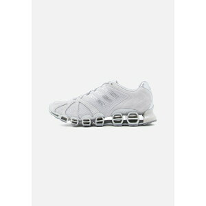 �A�f�B�_�X�I���W�i���X ���f�B�[�X �X�j�[�J�[ �V���[�Y MEGA GHOSTRIDE RHINESTONE - Trainers - grey two/silver-coloured metallic/grey three