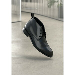 �s�A ���� �����Y �h���X�V���[�Y �V���[�Y LEATHER - Lace-ups - black