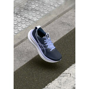 �A�V�b�N�X ���f�B�[�X �t�B�b�g�l�X �X�|�[�c GEL NIMBUS 28 - Road running shoes - midnight/bluebell