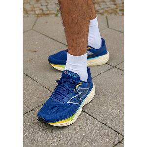 j[oX Y T_ V[Y FRESH FOAM X 1080 V14 - Road running shoes - blue