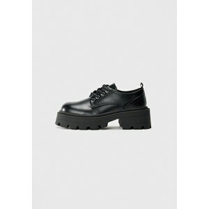 C[u Ah Ih fB[X T_ V[Y Lace-ups - black