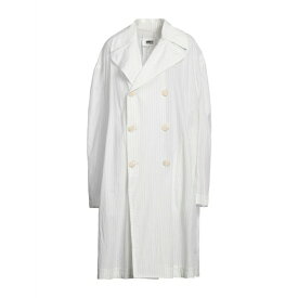 【送料無料】 マルタンマルジェラ レディース ジャケット＆ブルゾン アウター Overcoats White