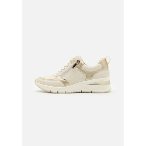 ^}X fB[X Xj[J[ V[Y Trainers - ivory