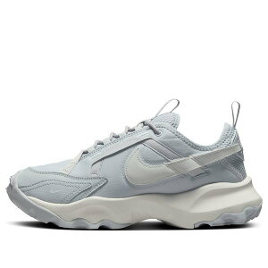 Nike �i�C�L ���f�B�[�X �X�j�[�J�[ �y(WMNS) Nike TC 7900 'Grey' DD9682-005�z �T�C�Y US_8.5(25.5cm)