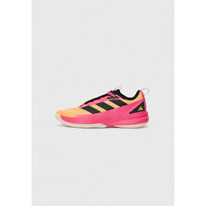 �A�f�B�_�X ���f�B�[�X �t�B�b�g�l�X �X�|�[�c SUBZONE - Basketball shoes - hazy orange/core black/shock pink