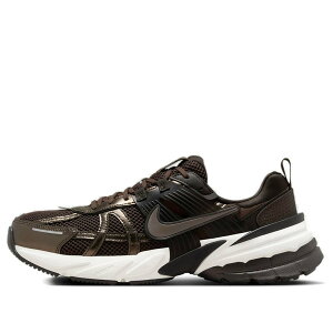 Nike �i�C�L �����Y �X�j�[�J�[ �yNike V2K Run 'Velvet Brown White' HJ4497-200�z �T�C�Y US_9(27.0cm)