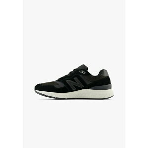 ニューバランス メンズ スニーカー シューズ WALKING FRESH 880 V6 - Trainers - black phantom