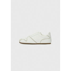 モスキーノ メンズ スニーカー シューズ Trainers - bianco