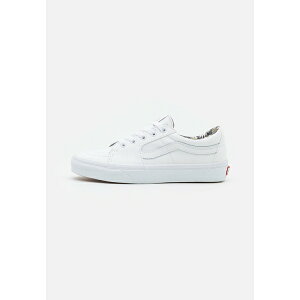 oY Y Xj[J[ V[Y SK8-LOW UNISEX - Trainers - true white