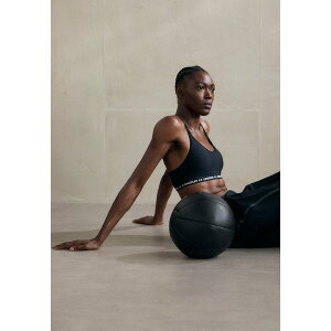 A_[A[}[ fB[X tBbglX X|[c CROSSBACK LOW - Light support sports bra - black/white