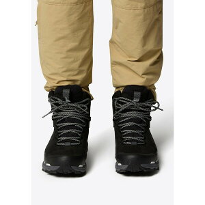 m[XtFCX fB[X nCLO X|[c VECTIV FASTPACK INSULATED WP - Hiking shoes - tnf black vanadis grey