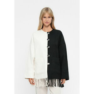 X fB[X WPbgu] AE^[ YASCRUELLA JACKET - Light jacket - black/star white