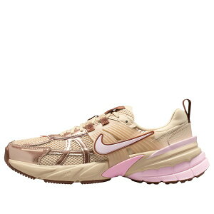 Nike �i�C�L ���f�B�[�X �X�j�[�J�[ �y(WMNS) Nike V2K Run 'Sanddrift Fauna Brown Pink Foam' FD0736-115�z �T�C�Y US_W_10.5