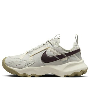 Nike �i�C�L ���f�B�[�X �X�j�[�J�[ �y(WMNS) Nike TC 7900 'Light Bone Burgundy Crush' DD9682-003�z �T�C�Y US_W_12