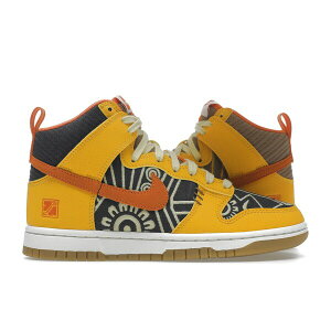 Nike �i�C�L �����Y �X�j�[�J�[ �yNike Dunk High PRM Somos Familia�z �T�C�Y US_9(27.0cm) Off Noir/Starfish-Dark Driftwood-Lemon Wash-Sail-Black