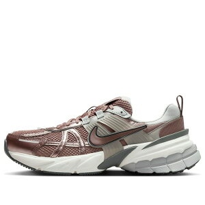 Nike �i�C�L ���f�B�[�X �X�j�[�J�[ �y(WMNS) Nike V2K Run 'Smokey Mauve' FD0736-200�z �T�C�Y US_8(25.0cm)