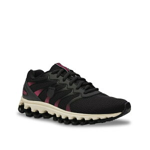 P[XCX fB[X Xj[J[ V[Y Tubes 200 Running Shoe - Women's Black/Raspberry